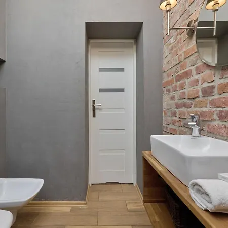 아파트 The Center Of Wroclaw, Near The Market Square & Sky Tower By Renters 브로츠와프