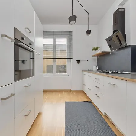 The Center Of Wroclaw, Near The Market Square & Sky Tower By Renters Appartement Wrocław